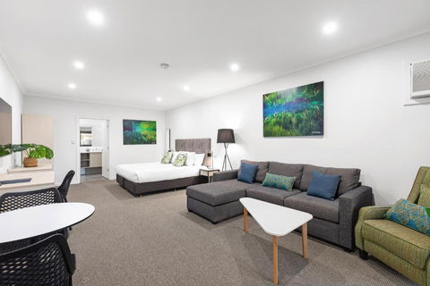 Presidential Motel - eTourism Australia 0