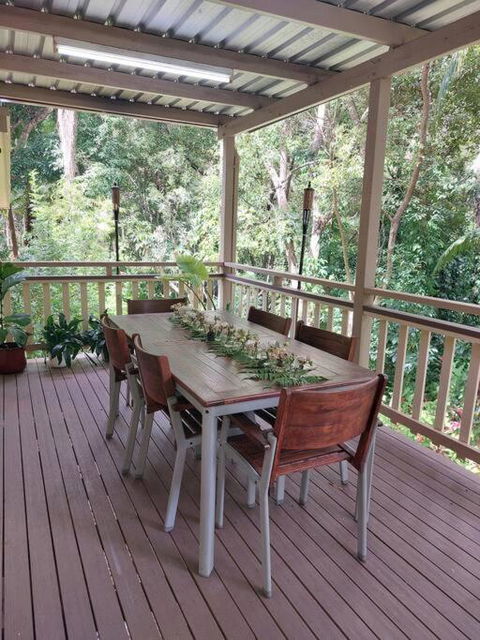 Rainforest Retreat-Fireplace-BBQ-3 Acres- - eTourism Australia 3