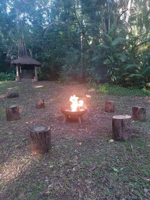 Rainforest Retreat-Fireplace-BBQ-3 Acres- - eTourism Australia 2