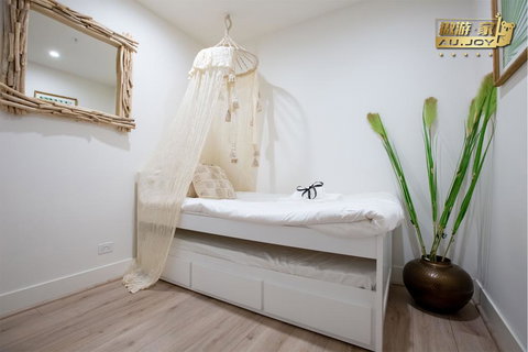 AU.JOY Great View 2 Bedroom Apartment (CBD 1) - eTourism Australia 0