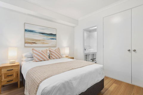 REGL20/11 - Regal In East Perth - eTourism Australia 2