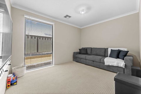 Relax By The Sea Modern Beach Home - eTourism Australia 2