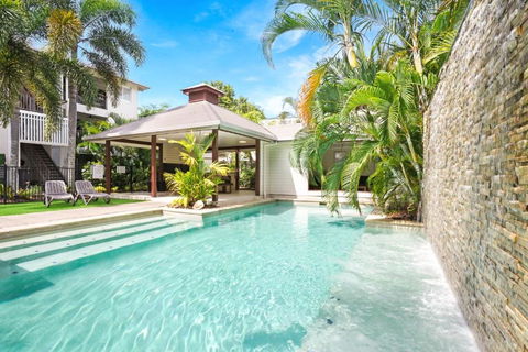 Royal Pavillions City Escape - eTourism Australia 0