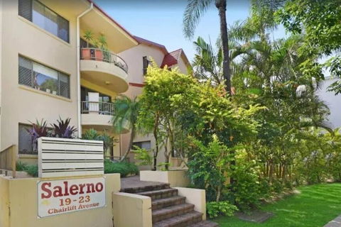 Salerno - Hosted By Burleigh Letting - eTourism Australia 1
