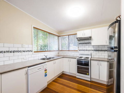 Salt Water Cottage - eTourism Australia 3