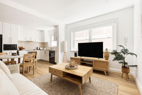 Saltwater Bondi One - eTourism Australia 0