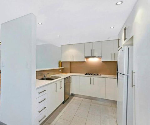 Sandy Cove Apartment The Entrance 46 - eTourism Australia 2