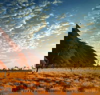 Highlights of Uluru Including Sunrise and Breakfast - eTourism Australia