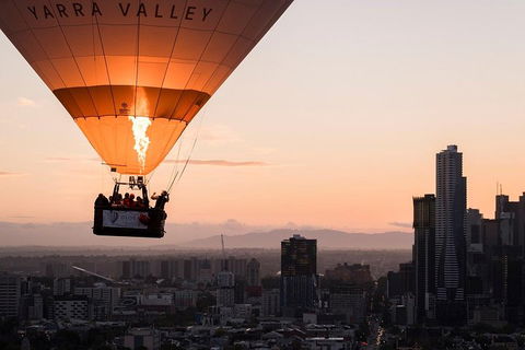 Melbourne Balloon Flight At Sunrise - eTourism Australia 5